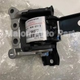 MN184372 BRACKET, ENG FR MOUNTING